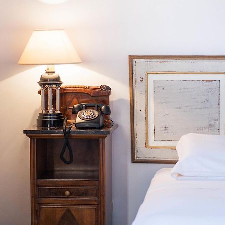 Castello Delle Serre Rapolano Terme Room photo